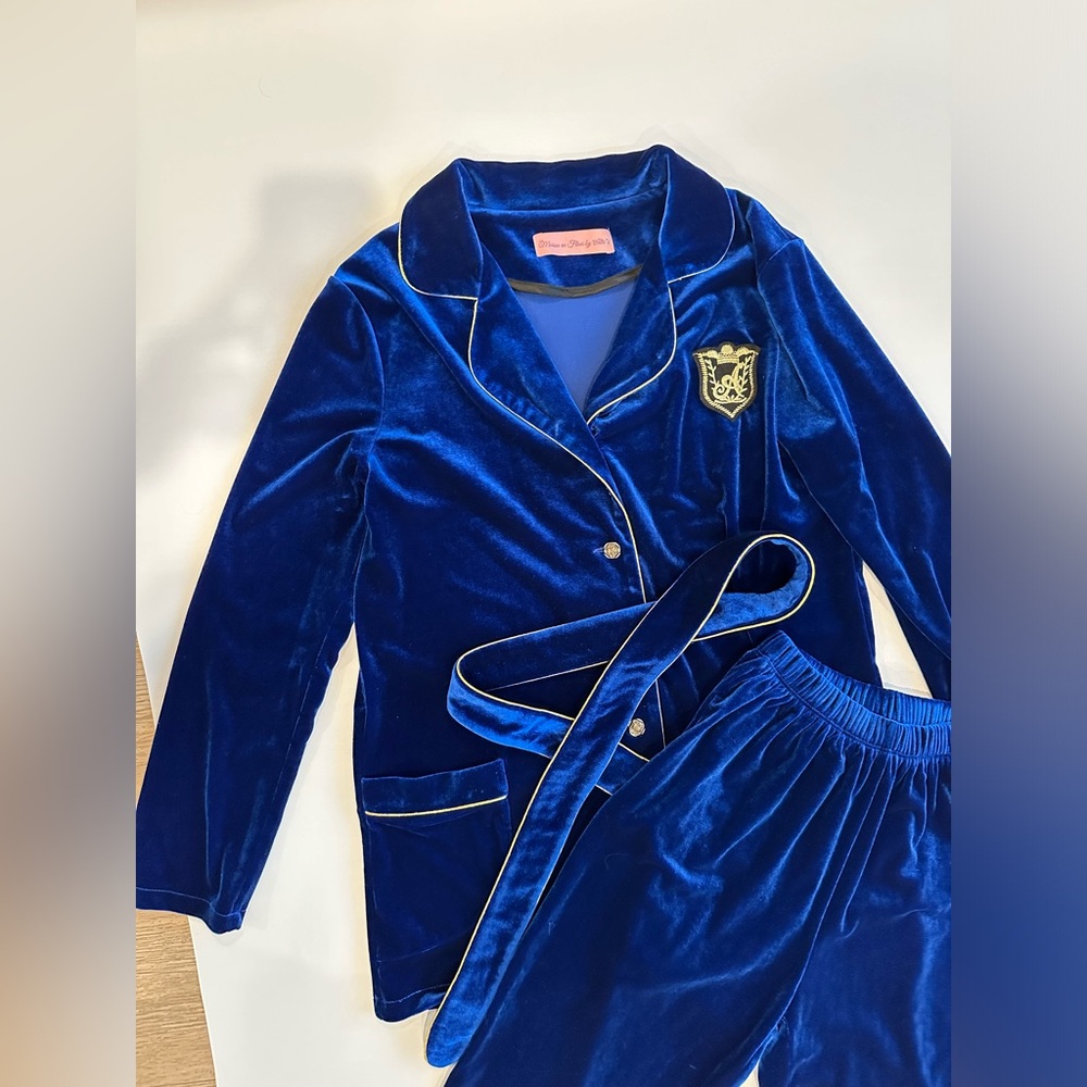 COPY - Maison en Fleur by Asta Blue Velvet Lounge Set - Size S